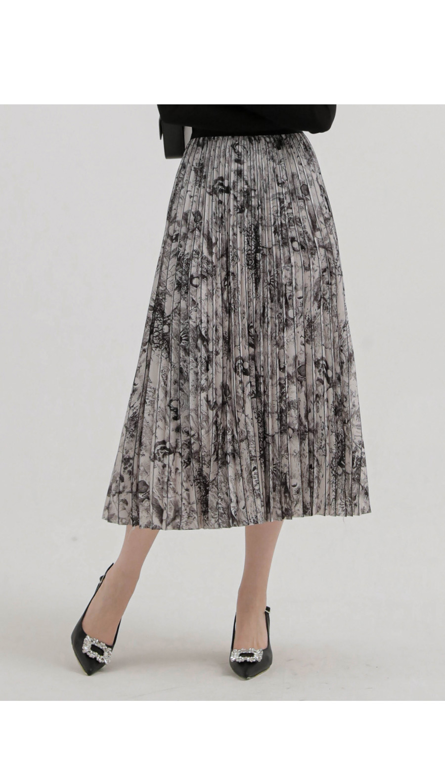 ���̹���