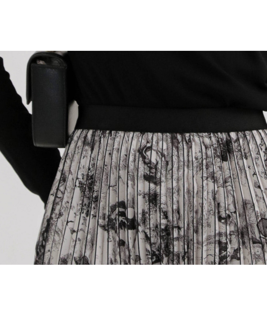 ���̹���